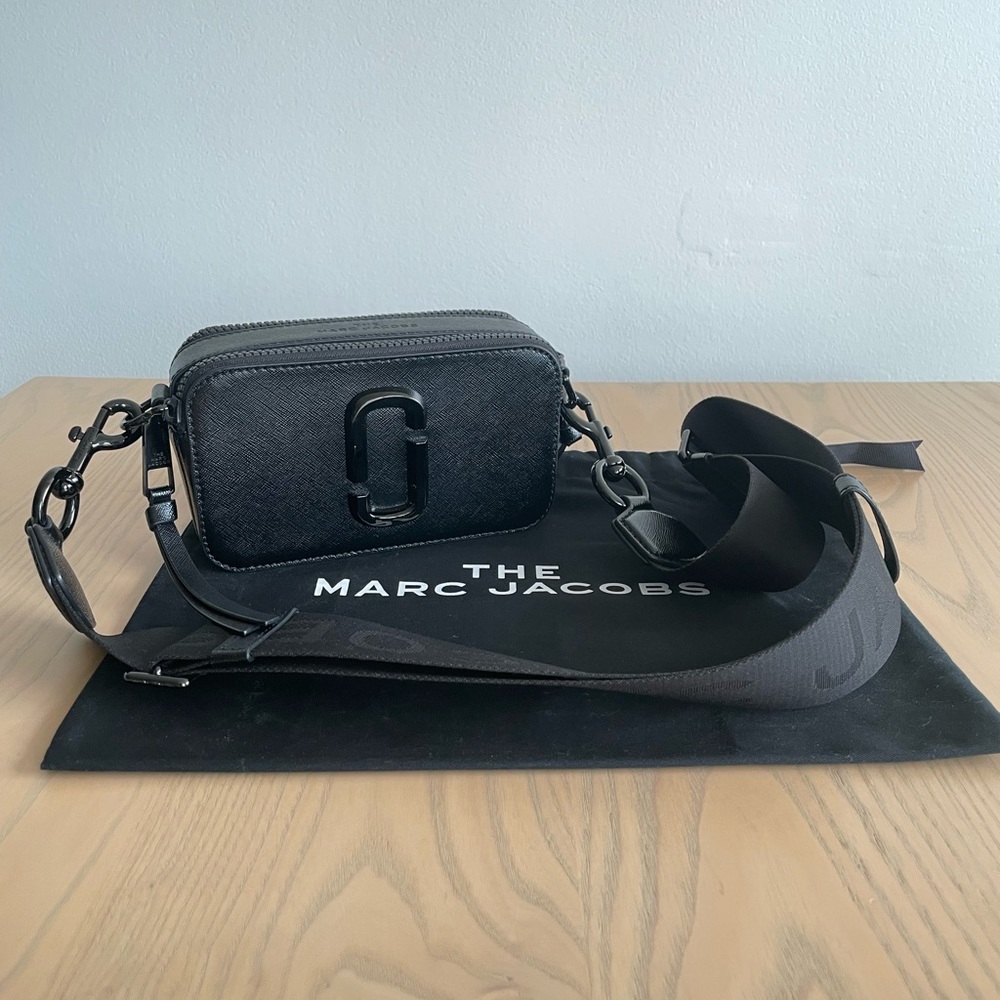 MARC JACOBS: THE SNAPSHOT DTM